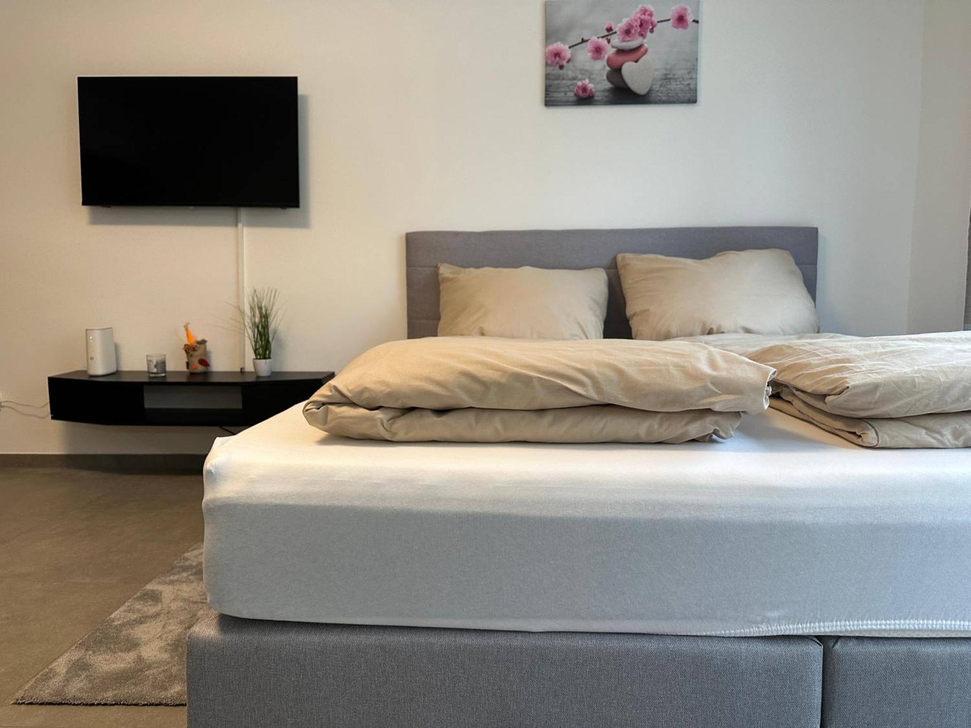 Modernes Apartment In Guter Lage إنغولشتات المظهر الخارجي الصورة